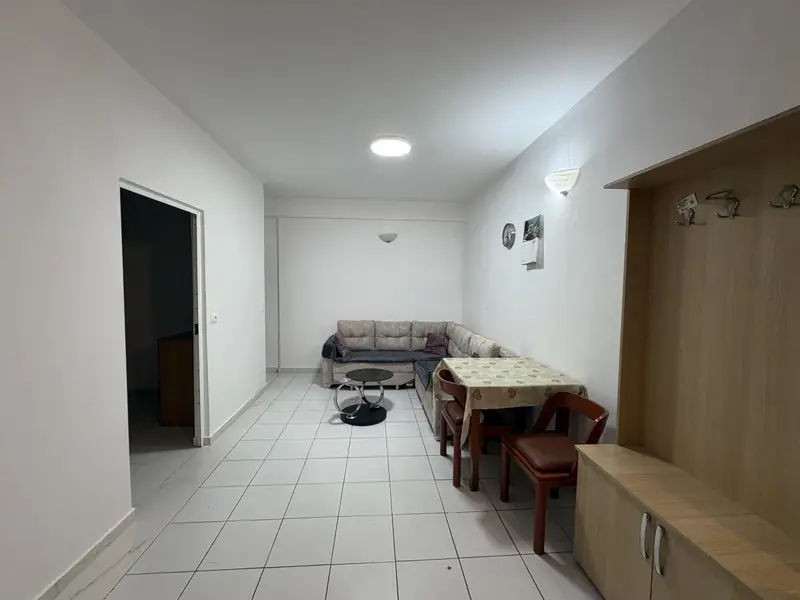 Apartament 2+1, 4/13