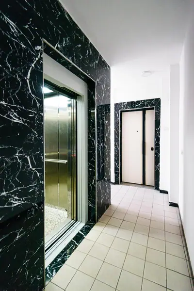 Apartament 2+1, 16/23