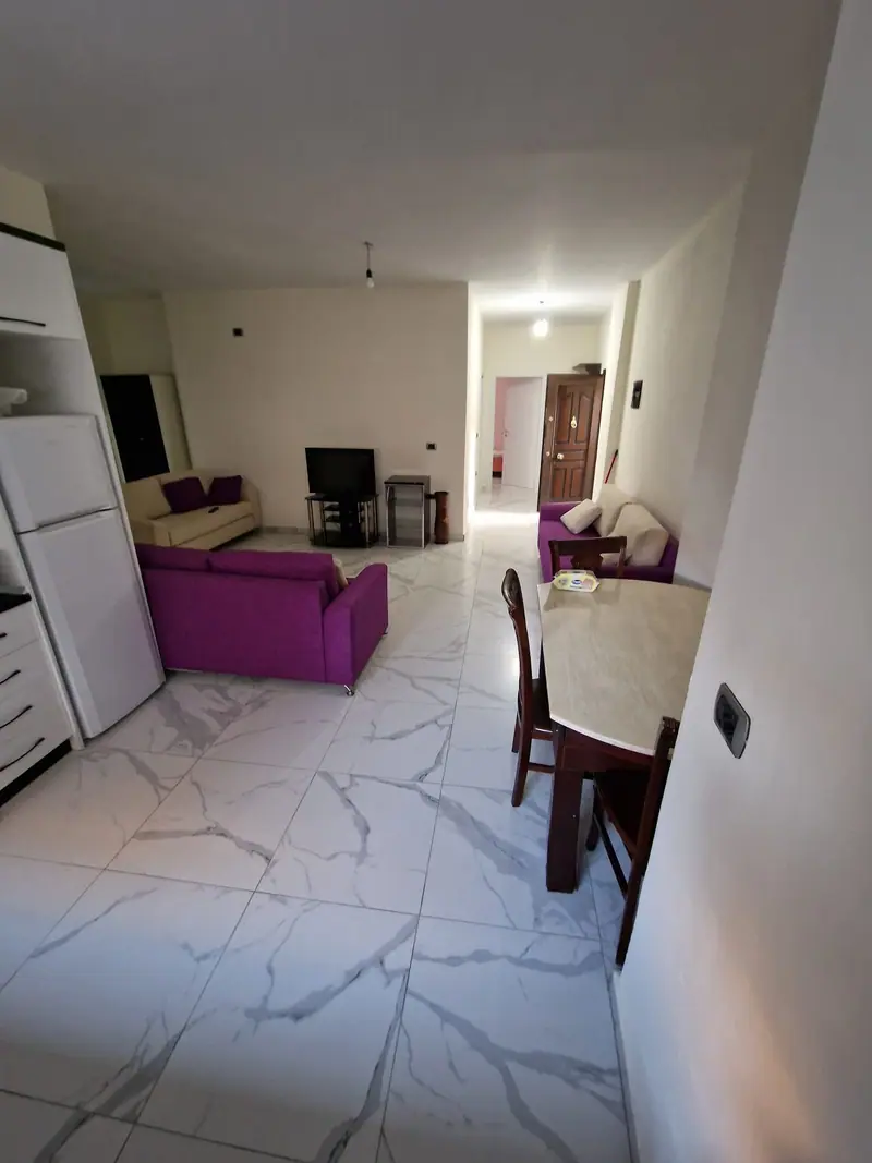 Apartament i gjerë 2+1, 3/9
