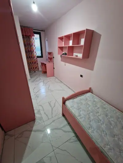 Apartament i gjerë 2+1, 6/9