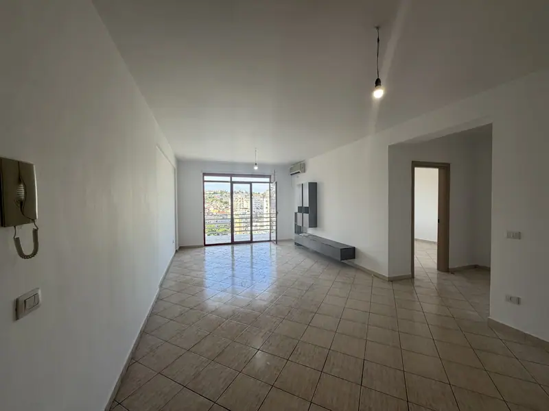 Apartament i gjerë 2+1, 2/15
