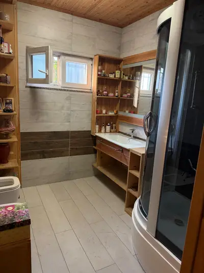Apartament i gjerë 3+1, 12/19