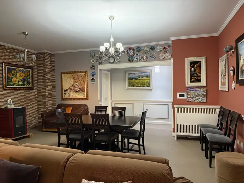 Apartament i gjerë 3+1, 2/19