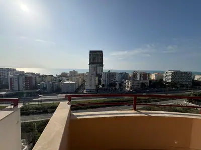 Apartament 1+1 me pamje nga deti