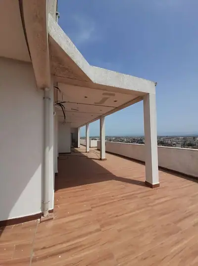 Apartament 2+1 me pamje nga deti