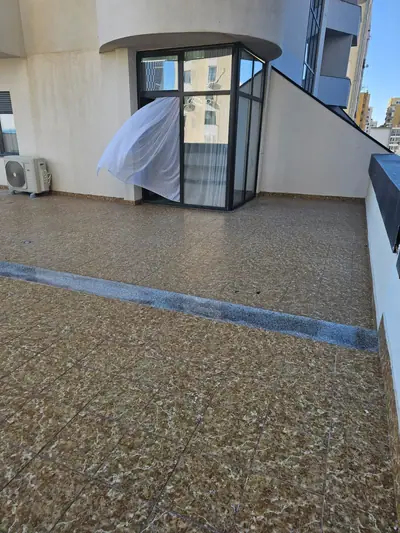 2+1-Wohnung in Strandnähe, 12/23