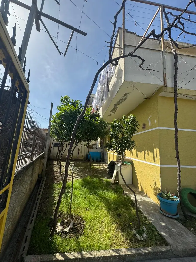 Piso amplio 3+1, 5/7