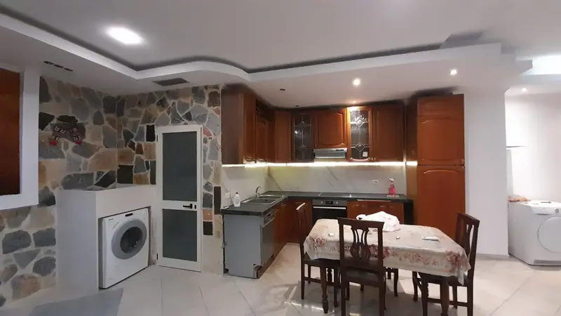 2+1-Wohnung, 2/6