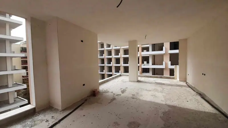 Piso amplio 1+1, 3/9